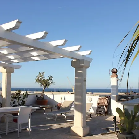 Palazzo Dei Gesuiti Con Terrazza Privata Διαμέρισμα Monopoli