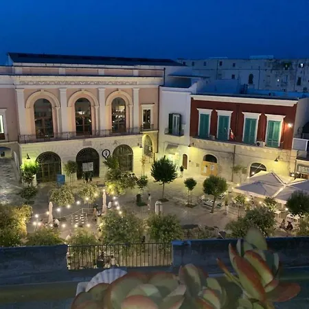 Palazzo Dei Gesuiti Con Terrazza Privata Monopoli